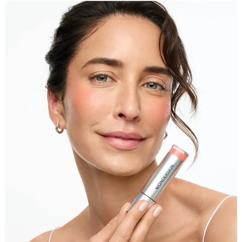 New in Box Wonderskin Wonder Blading All-Day Blush Stain in Sundrop